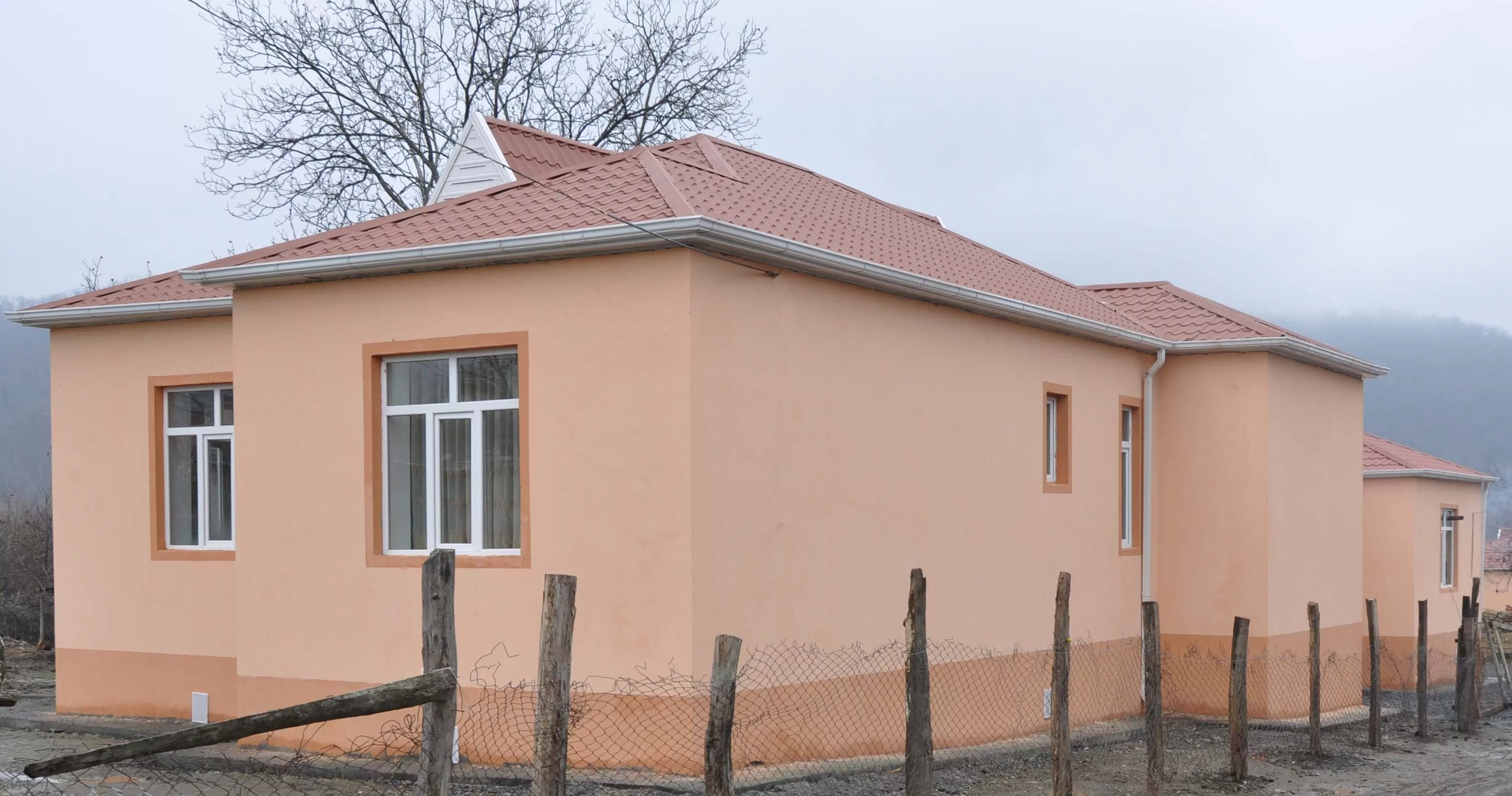 Construction and repair of 205 one- and two-storey houses